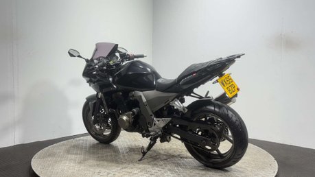 Kawasaki Z ZR750 2005 ONLY 20K NEW MOT SERVICED COMMUTER BIKE 750CC 5