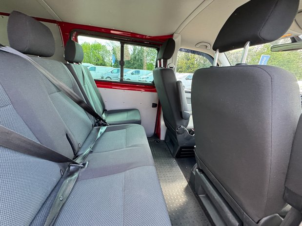 Volkswagen Transporter Crew Cab [SOLD SM] AUTO SWB T30 EDITION 2.0 150ps BMT L1H1 Kombi Air Con 17