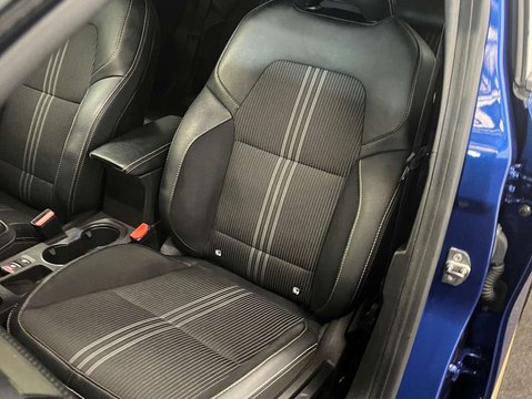 Renault Captur 1.6 Captur E-Tech Engineered PHEV Auto 5dr 51