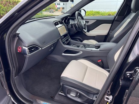 Jaguar F-Pace 2.0 D180 R-Sport Auto AWD Euro 6 (s/s) 5dr 24