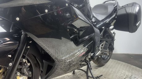 Triumph Sprint 2009 NEW MOT / SERVICED SIDE PANNIERS LARGE CC SPORTS TOURER 38