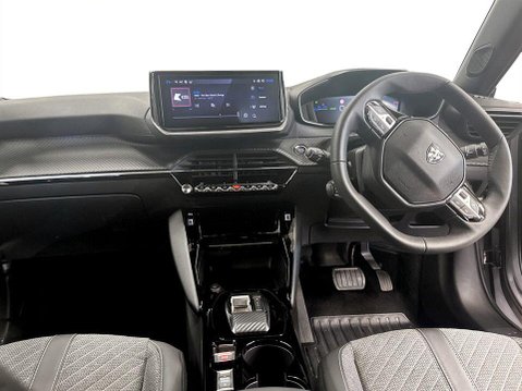 Peugeot e-2008 50kWh Allure SUV 5dr Electric Auto (7kW Charger) (136 ps) DAB Radio - Parki 19