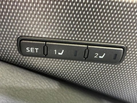 Infiniti Q50 2.2d Sport Tech Auto Euro 5 (s/s) 4dr 32