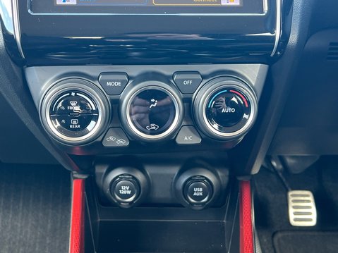 Suzuki Swift SPORT BOOSTERJET MHEV 27