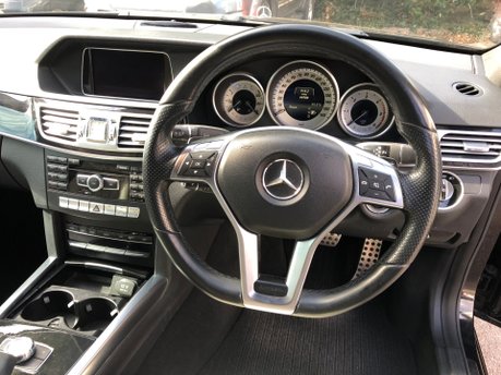Mercedes-Benz E Class E350d 3.0 BLUETEC AMG SPORT Automatic very high spec 64000m FSH Pan Roof 25