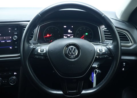 Volkswagen T-Roc 1.5 TSI GPF EVO SE SUV 5dr Petrol DSG Euro 6 (s/s) (150 ps) 18