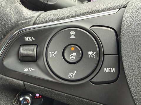 Vauxhall Mokka 1.2 Turbo 100 SRi Nav Premium 5dr 30