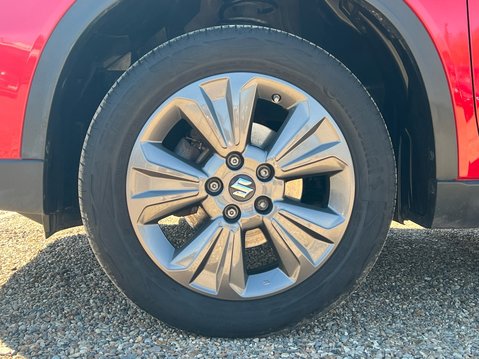 Suzuki Vitara SZ-T BOOSTERJET MHEV 4