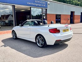 BMW 2 Series 2.0 220i M Sport Auto 2dr 11