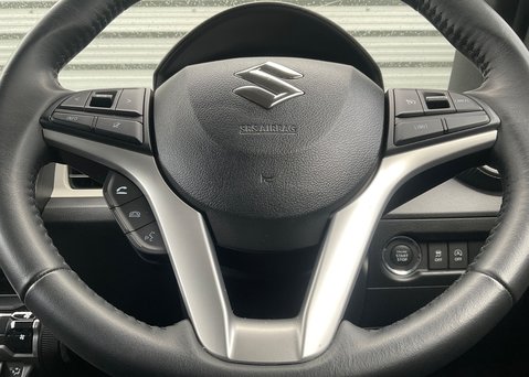 Suzuki Ignis  1.2 Dualjet Hybrid SZ5 26