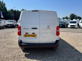 Peugeot Expert MWB L2H1 Bluehdi Professional Premium Plus Air Con Cruise SELECT 7
