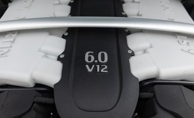 Aston Martin V12 Vantage S ROADSTER 63