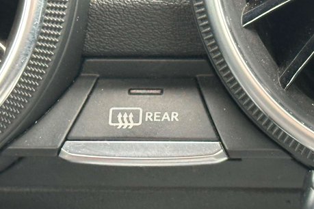Audi TT 1.8 TT S Line TFSI 3dr 43