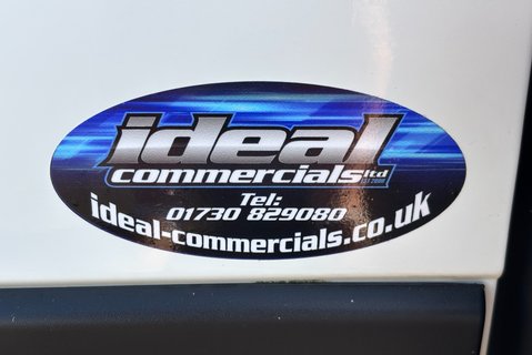 Citroen Relay 33 L1H1 X 120 ps BlueHdi Panel Van - Racking & Invertor 17