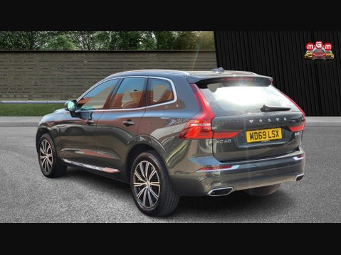 Volvo XC60 B4 INSCRIPTION AWD 6