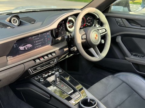 Porsche 911 3.0 911 Targa 4 GTS Semi-Auto 4WD 2dr 47