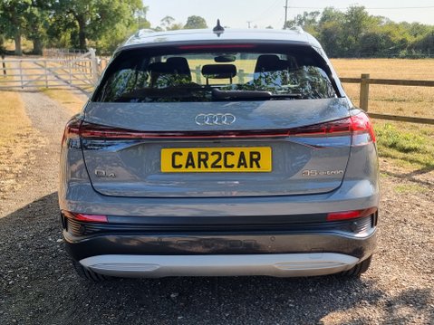 Audi Q4 SPORT 4