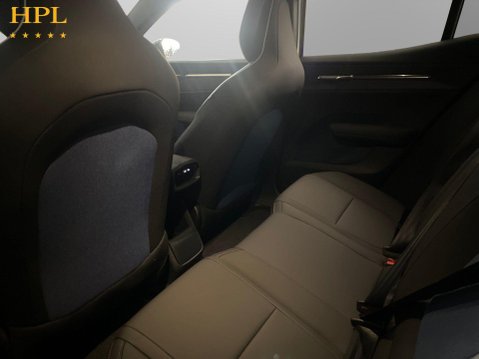 Volvo Ex30 Single Motor Extended Range 69kWh Plus SUV 5dr Electric Auto (272 ps) Air C 19
