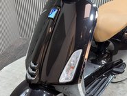 Piaggio Vespa Primavera 2021 ONLY 612 MILES NEW MOT SERVICED 50CC AUTO 25