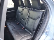 Land Rover Discovery R-DYNAMIC SE MHEV WITH GENUINE REAR SEAT CONVERSION STYLED BY SEEKER  22