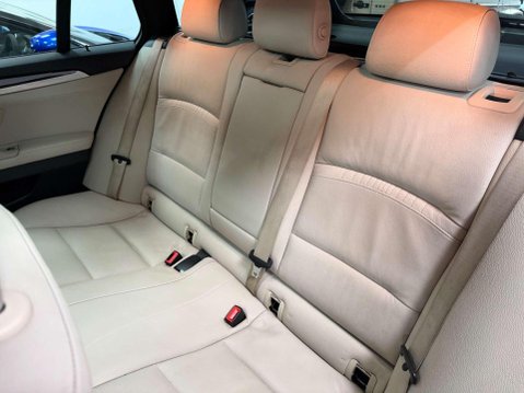 BMW 5 Series 3.0 535d M Sport Touring 5dr Diesel Auto Euro 6 (s/s) (313 ps) 42