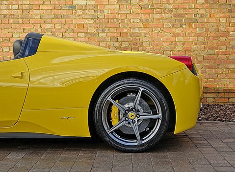 Ferrari 458 Spider 9