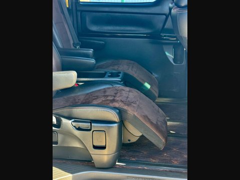 Toyota Alphard TYPE GOLDEN II V6 62