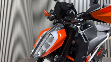 KTM 390 DUKE 2018 ONLY 11K GREAT LOOKING A2 READY ENDURO BIKE 390CC 34
