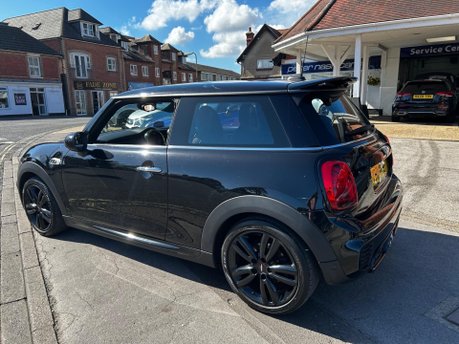 Mini Hatch 2.0 Cooper S Steptronic Euro 6 (s/s) 3dr 4