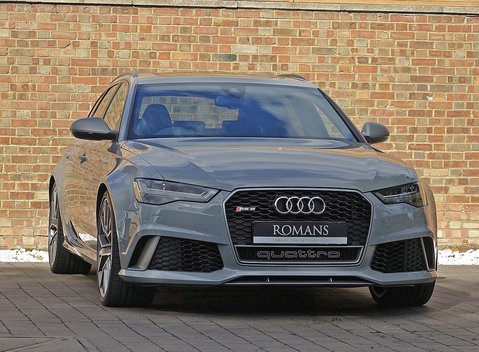 Audi RS6 Avant Performance 1