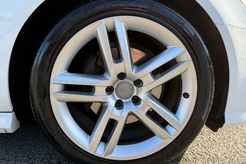 Audi A6 AVANT TDI ULTRA S LINE  - £35 ROAD TAX! - SERVICED AT AUDI 61