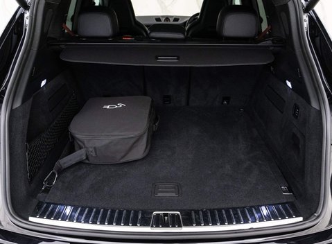 Porsche Cayenne TURBO S 31