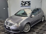 Volkswagen Golf 3.2 Golf R32 4WD 3dr 25