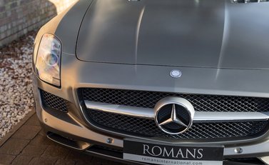 Mercedes-Benz SLS AMG 21
