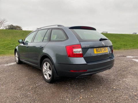 Skoda Octavia SE TSI DSG 4
