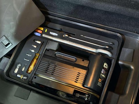 Ferrari 599 6.0 V12 GTB Fiorano Coupe 2dr Petrol F1 Euro 4 (612 bhp) 53