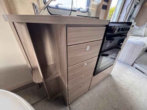 Elddis Autoquest 150 20