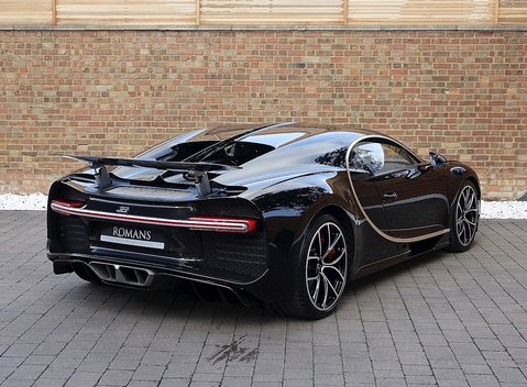 Bugatti Chiron 35