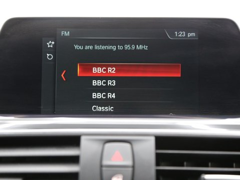 BMW 3 Series 2.0 320d SE Auto xDrive Euro 6 (s/s) 4dr 15