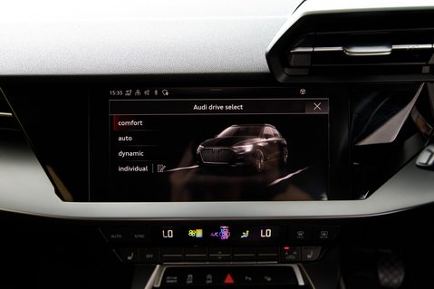 Audi A3 SPORTBACK TFSI SPORT 33