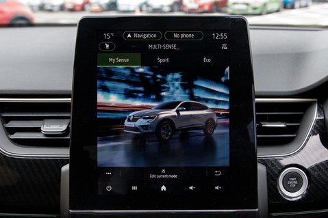 Renault Arkana E-TECH ENGINEERED 30