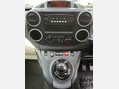 Peugeot Partner 1.6 eHDi 750 SE Panel Van 4dr Diesel Manual L2 (s/s) (128 g/km, 90 bhp) 37