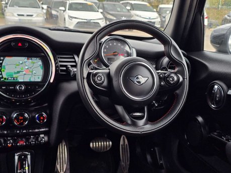 Mini Hatch 2.0 Cooper S Sport Hatchback 5dr Petrol Steptronic Euro 6 (s/s) (192 ps) 29