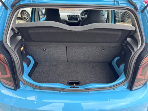 Volkswagen Up HIGH UP BLUEMOTION TECHNOLOGY 10
