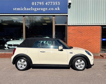 Mini Convertible 1.5 Cooper Classic Auto 2dr 13