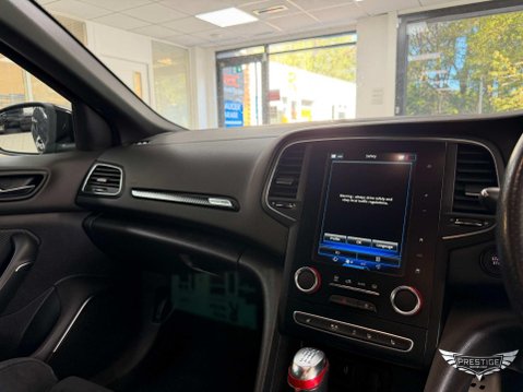 Renault Megane 1.8T R.S.280 Euro 6 (s/s) 5dr 32
