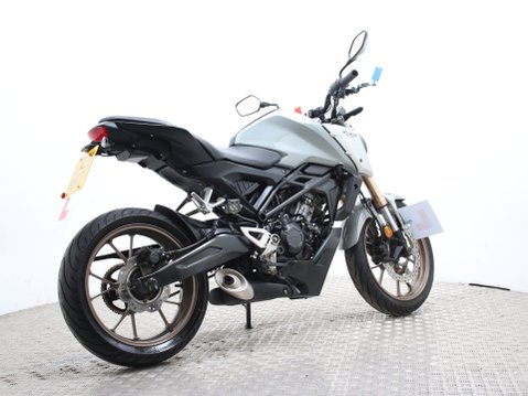 Honda CB125R CB 125 F NA-M 3