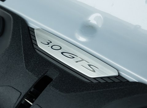 Porsche 911 Carrera GTS (992) 36