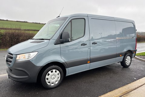 Mercedes-Benz Sprinter 315 Cdi Premium 9g-Tronic Mwb Lr Panel Van 1