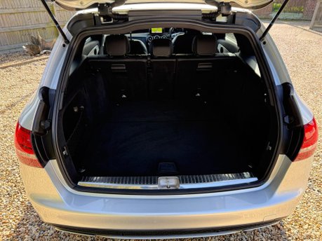 Mercedes-Benz C Class 2.1 C220 BlueTEC AMG Line G-Tronic+ Euro 6 (s/s) 5dr 23